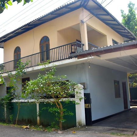 Dulina Holiday Home Anuradhapura Exterior photo