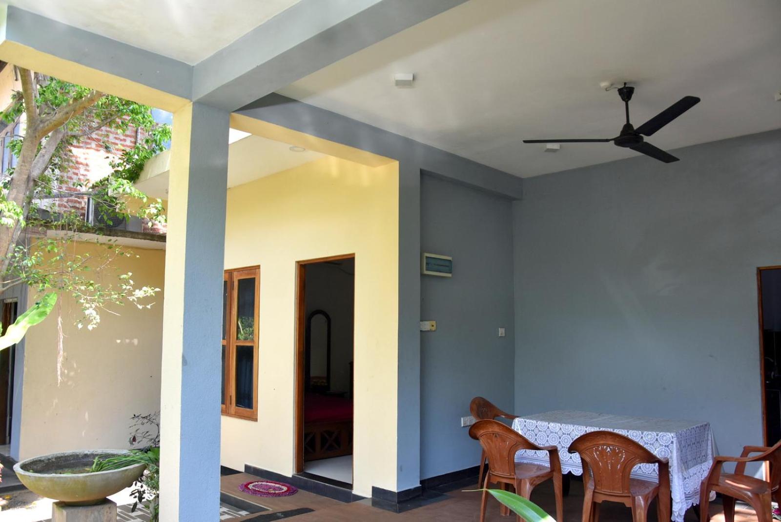 Dulina Holiday Home Anuradhapura Exterior photo