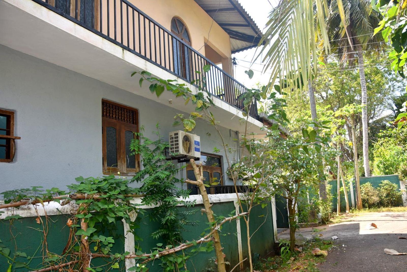 Dulina Holiday Home Anuradhapura Exterior photo